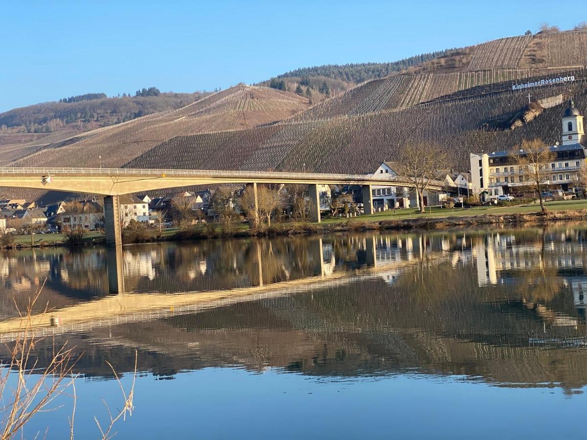 Mittelmosel Panorama Ferienwohnung Kinheim Exterior photo